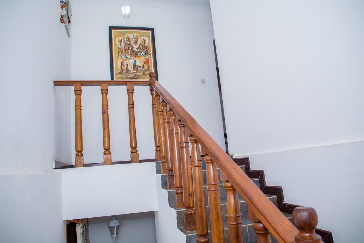 Saadani Tourist Center - Hostel Dar es Salaam Bagian luar foto